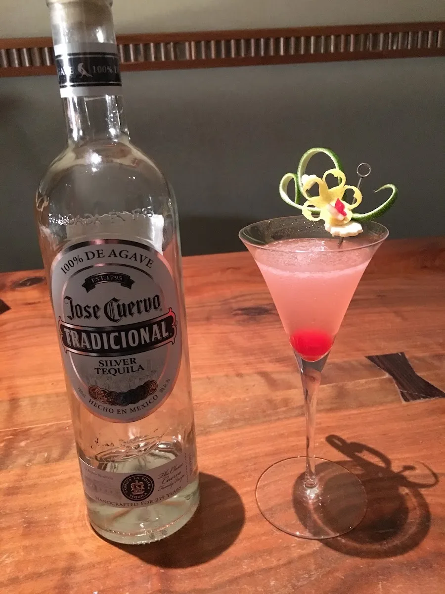 BAR VICTOR’S · 5